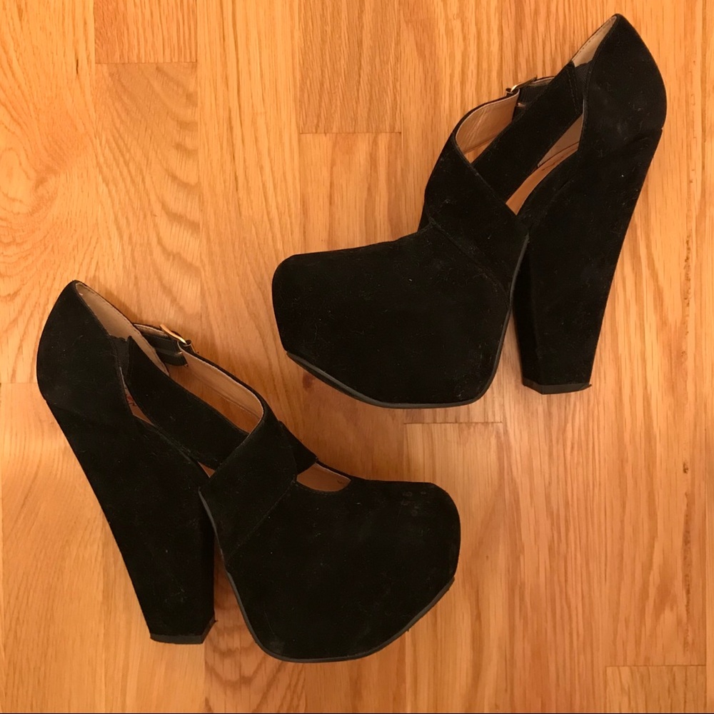 🔷 3 for $15 Lui Chimy Black Faux Suede Platforms